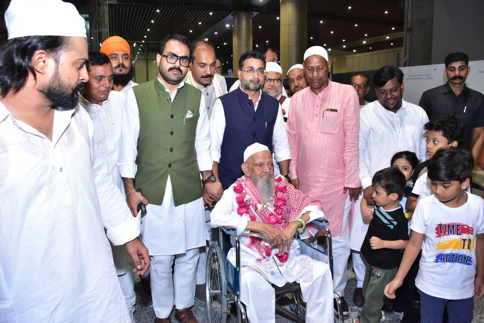 RETURN FLIGHTS TO LUCKNOW HAJ-2025